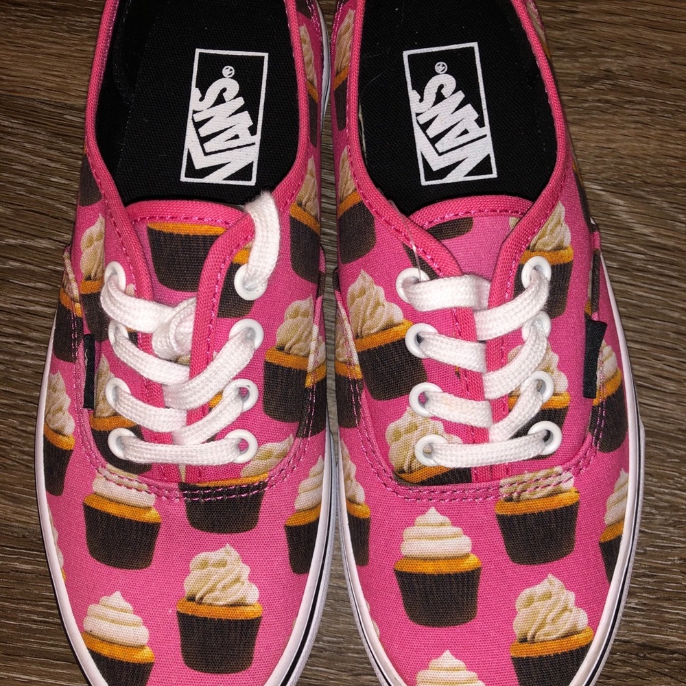 Cupcake print Vans